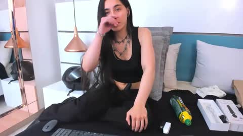 Ashkoreh online show from 03/09/26, 08:46