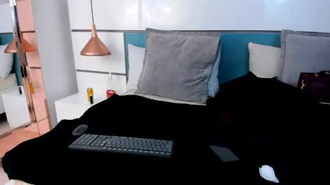 Ashkoreh online show from 04/08/26, 09:15