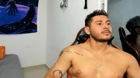 Snapshot of ashlan_king chatting on 10/11/25, 02:04 ashlan_king online show from 10/11/25, 02:04