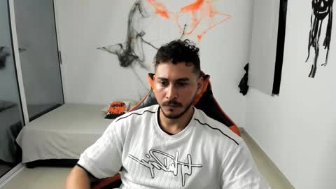 Snapshot of ashlan_king chatting on 11/13/25, 03:05 ashlan_king online show from 11/13/25, 03:05