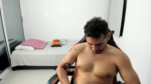 Snapshot of ashlan_king chatting on 11/21/25, 03:49 ashlan_king online show from 11/21/25, 03:49