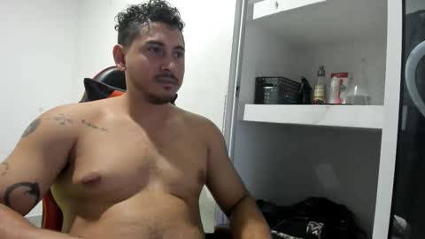 Snapshot of ashlan_king chatting on 11/25/25, 12:16 ashlan_king online show from 11/25/25, 12:16