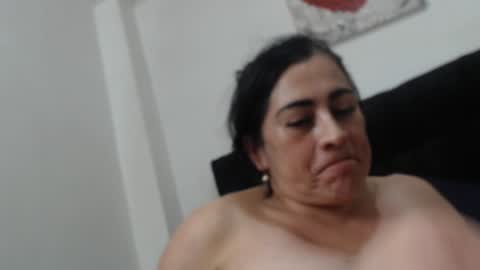 ashleey_thompson online show from 01/01/25, 10:24