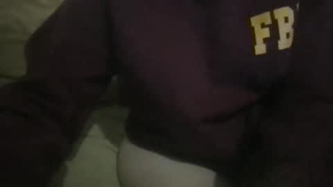 Snapshot of ashleighpink chatting on 12/18/25, 05:02 Ashleigh online show from 12/18/25, 05:02