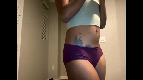 Snapshot of ashley865944 chatting on 03/02/25, 06:05 ashley865944 online show from 03/02/25, 06:05