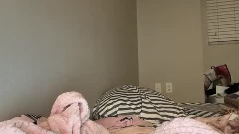 Snapshot of ashley865944 chatting on 02/22/26, 03:40 ashley865944 online show from 02/22/26, 03:40