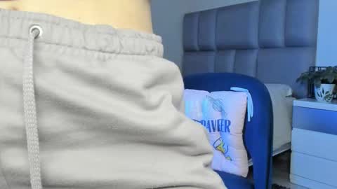 Carolina  online show from 01/09/25, 12:46