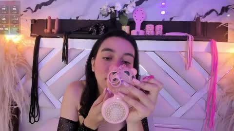 ashley_7777 online show from 04/22/26, 01:56