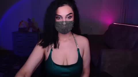   Yasmina   online show from 12/25/24, 04:01