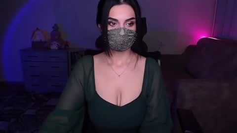   Yasmina   online show from 12/29/24, 04:16