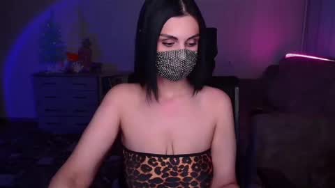   Yasmina   online show from 01/06/25, 08:14