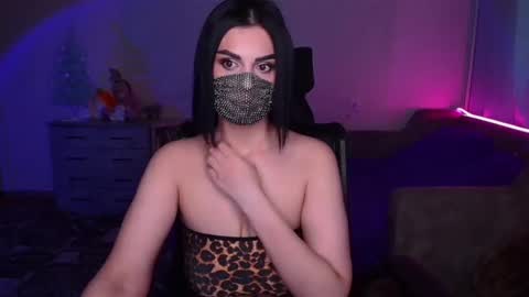   Yasmina   online show from 01/19/25, 02:47