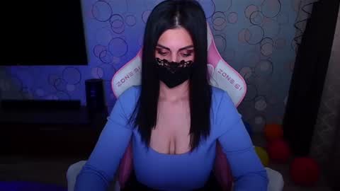   Yasmina   online show from 04/11/26, 05:12