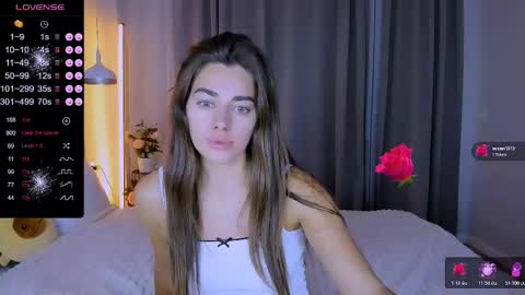 Snapshot of ashley__jess chatting on 11/03/25, 05:03 Ashley online show from 11/03/25, 05:03