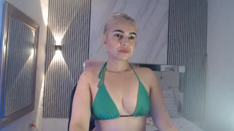 Snapshot of ashley__tylor chatting on 06/05/26, 05:40 ashley__tylor online show from 06/05/26, 05:40