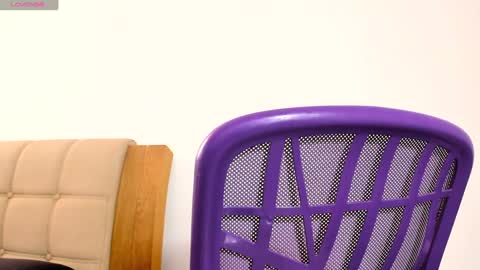 Soy Ash online show from 02/01/25, 06:19