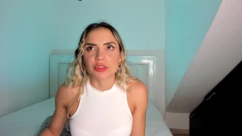 Snapshot of ashley_blair chatting on 03/04/25, 11:11 ashley_blair online show from 03/04/25, 11:11