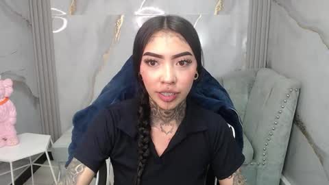 Snapshot of ashley_blum_v chatting on 11/10/25, 08:08 ashley_blum_v online show from 11/10/25, 08:08