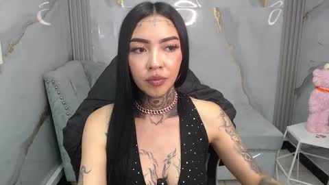 Snapshot of ashley_blum_v chatting on 12/05/25, 08:05 ashley_blum_v online show from 12/05/25, 08:05