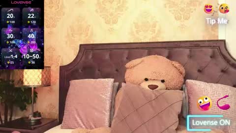 Ashley online show from 02/01/26, 09:24