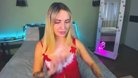 Alina online show from 12/25/24, 07:35