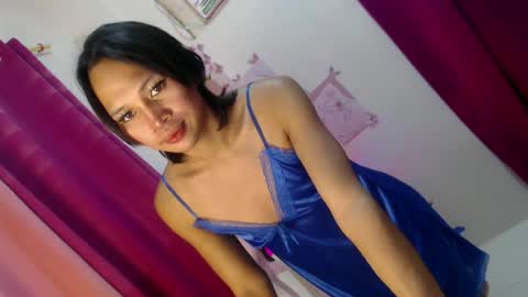 Snapshot of ashley_cummer chatting on 07/06/26, 08:33 ashley_cummer online show from 07/06/26, 08:33