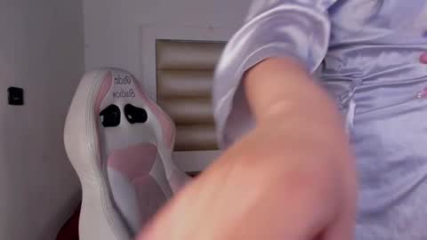 ashley_js online show from 09/16/25, 02:01