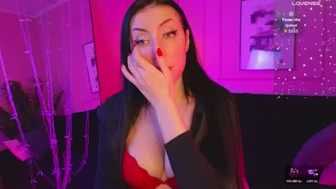 Ashley online show from 04/21/26, 10:01