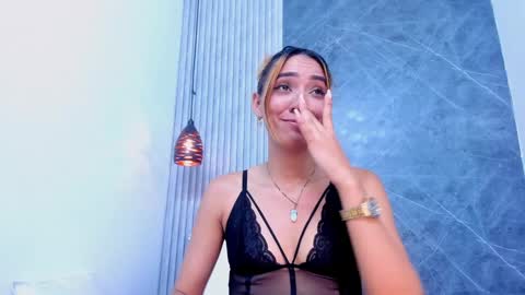 Snapshot of ashley_miller26 chatting on 02/02/25, 01:12 ashley_miller26 online show from 02/02/25, 01:12