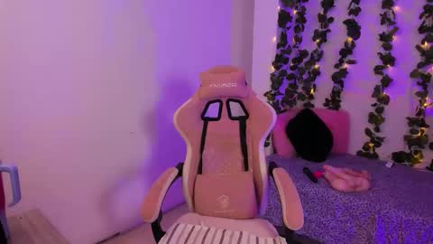 ashley online show from 12/03/25, 03:03