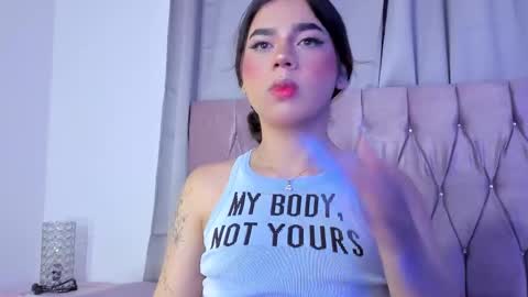 Snapshot of ashley_piinkk chatting on 02/25/25, 07:20 Ashley online show from 02/25/25, 07:20