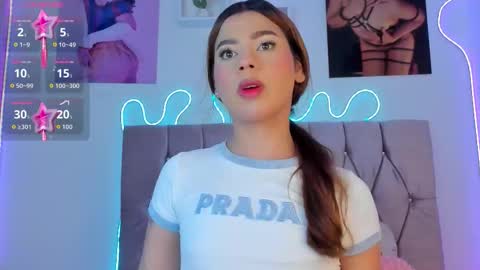 Snapshot of ashley_piinkk chatting on 10/17/25, 11:24 Ashley online show from 10/17/25, 11:24