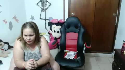 ashley pink11 online show from 10/21/25, 01:06