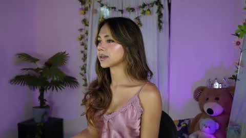Snapshot of ashley_winhouse chatting on 05/20/26, 12:44 ashley_winhouse online show from 05/20/26, 12:44