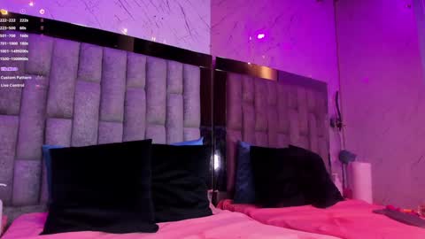 Snapshot of ashleycampbell_ chatting on 01/06/25, 01:53 Ashley online show from 01/06/25, 01:53