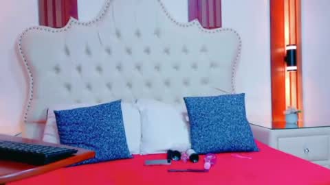 ashleydias online show from 07/18/26, 02:05