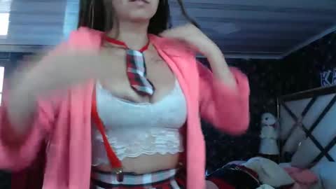 ashleynaughty18 online show from 09/30/25, 07:19