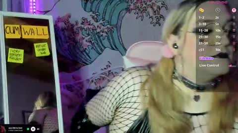 AshleyQT online show from 10/14/25, 10:16