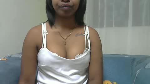 ashleyqueen X online show from 10/01/25, 05:30