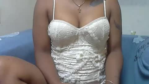 ashleyqueen X online show from 11/18/25, 09:30