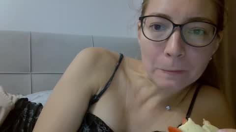 Snapshot of ashleyspice chatting on 09/11/25, 05:29 Ashley online show from 09/11/25, 05:29