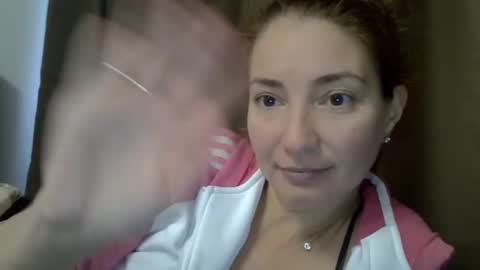 Snapshot of ashleyspice chatting on 09/17/25, 08:38 Ashley online show from 09/17/25, 08:38