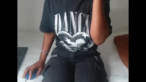 ashleyt255 online show from 10/16/25, 01:12