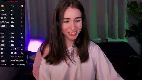 Ashley online show from 12/05/25, 01:31