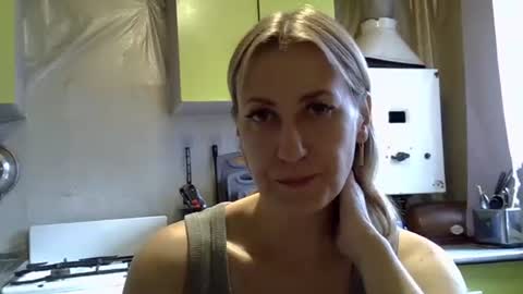 Snapshot of ashleyxhoney chatting on 09/24/25, 06:17 AshleyXHoney online show from 09/24/25, 06:17