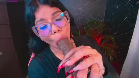 Ashleyy18   online show from 10/31/25, 12:33