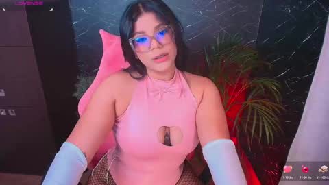 Ashleyy18   online show from 11/01/25, 12:01