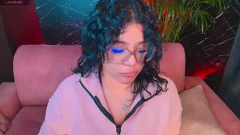 Snapshot of ashleyy18__ chatting on 01/18/26, 01:42 Ashleyy18 online show from 01/18/26, 01:42