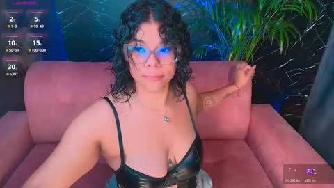 Snapshot of ashleyy18__ chatting on 01/19/26, 01:53 Ashleyy18 online show from 01/19/26, 01:53