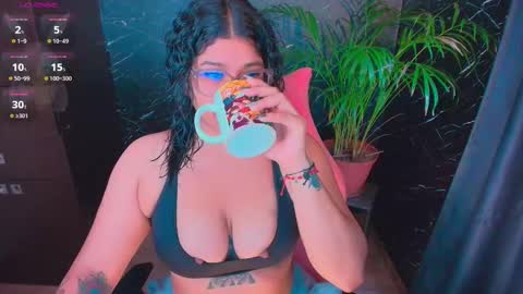 Snapshot of ashleyy18__ chatting on 02/07/26, 11:47 Ashleyy18 online show from 02/07/26, 11:47